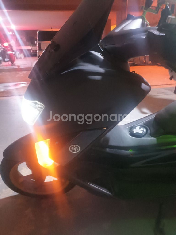 Nmax125 16만 키로 다 된거팝니다--1