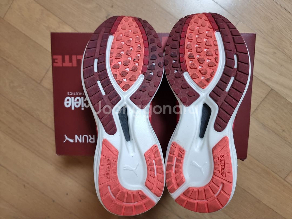 푸마 디비에이트 나이트로2 씨엘르 270--4