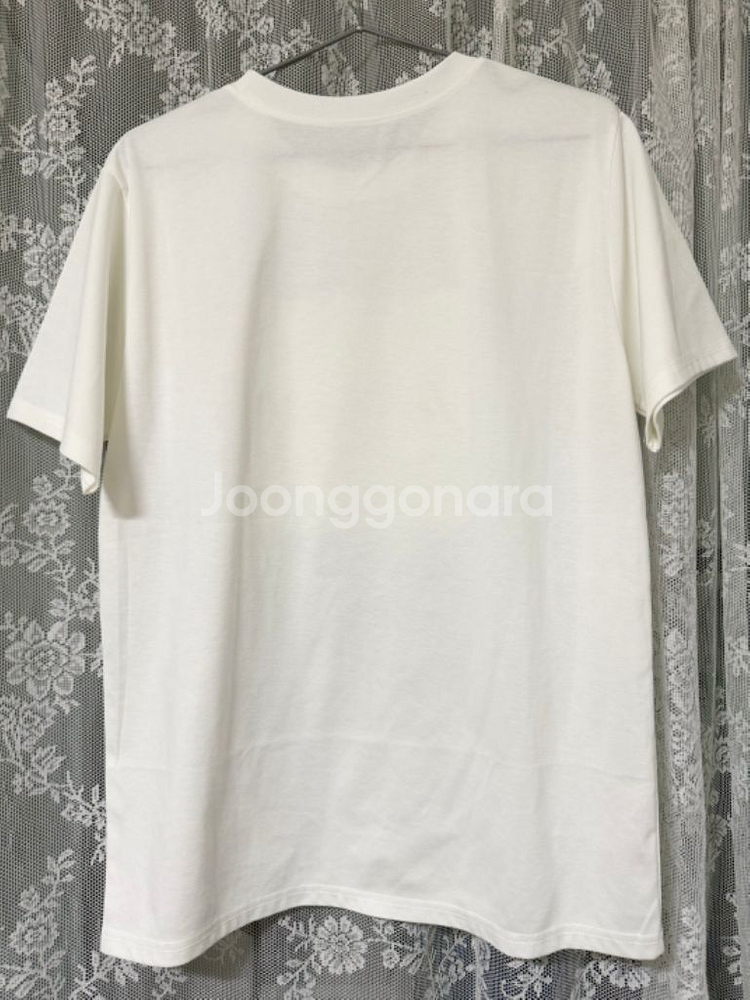 (새상품) 여성 레터링 티셔츠--6