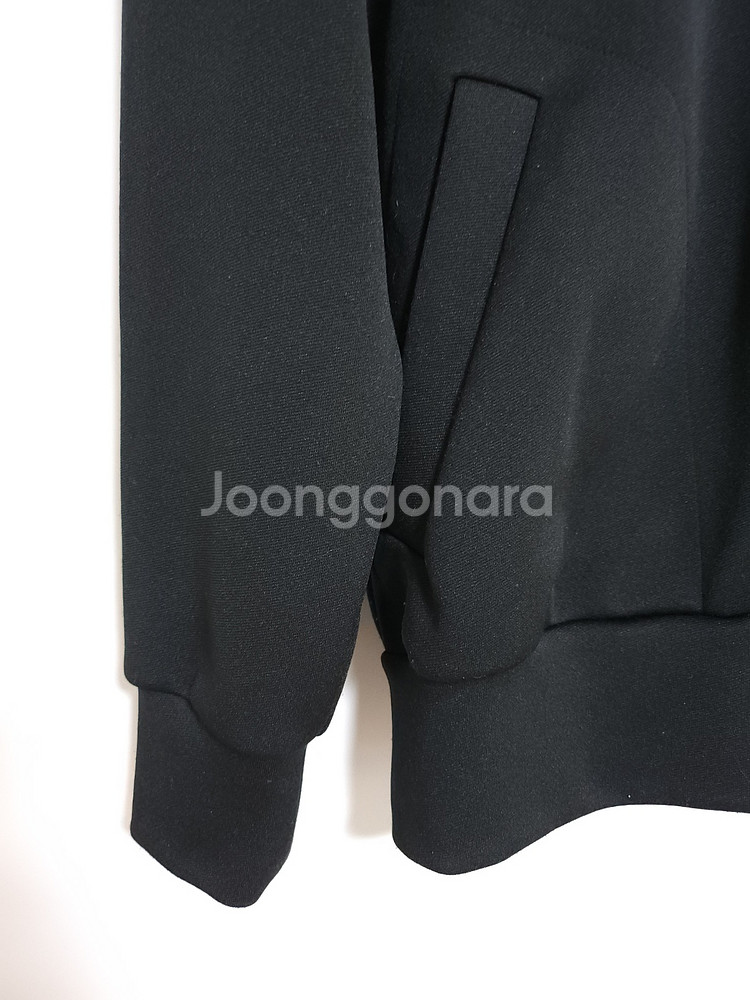 [S] 꼼데가르송 블랙 레드와펜 남성 후드집업--3