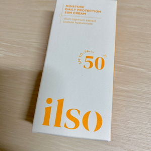 일소 모이스처 데일리 프로텍션 선크림 50ml