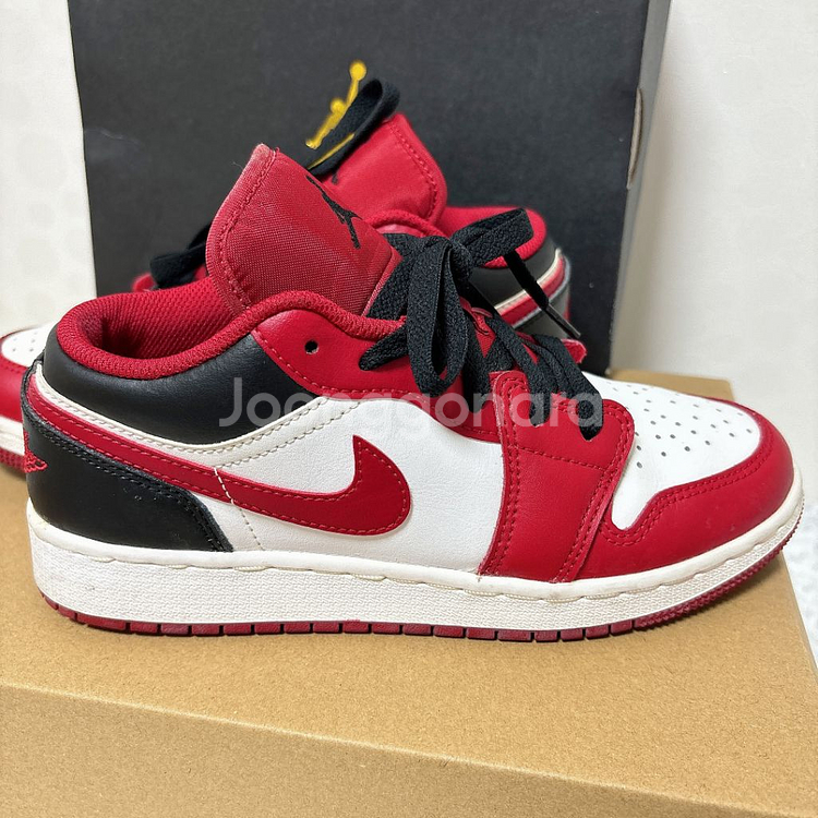 (GS) 조던1 로우 화이트 짐레드 블랙 230 4Y--2