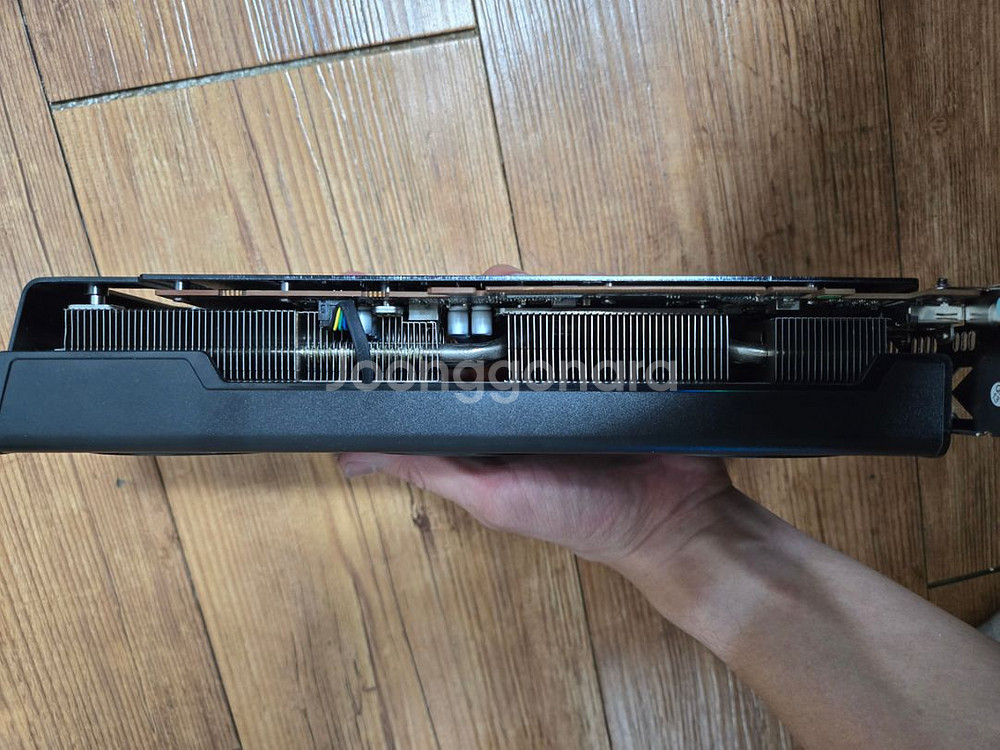 xfx 라데온 rx6600xt--4