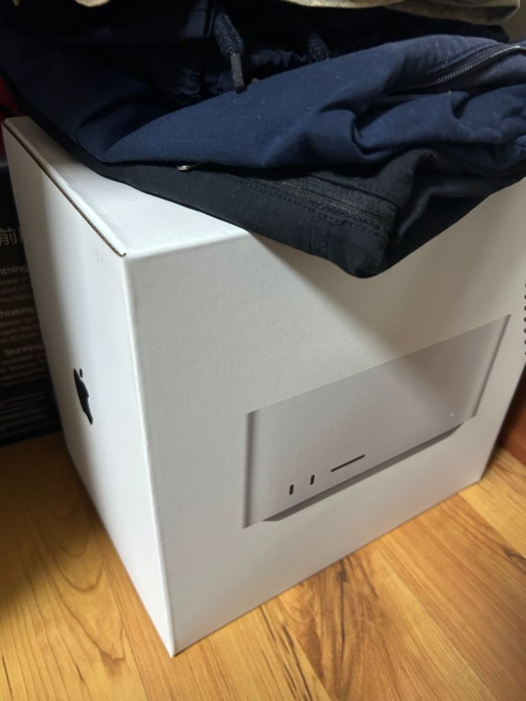 맥스튜디오 M2 MAX 64G 1TB--1