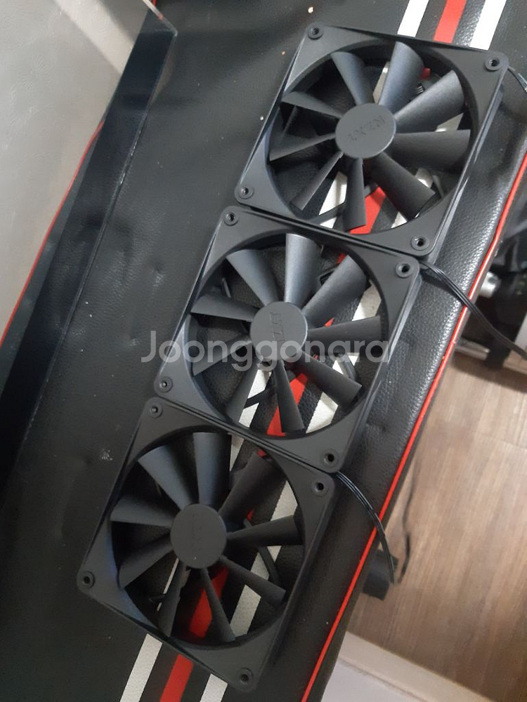 nzxt f120q 블랙 컴퓨터 쿨링팬 3개--1