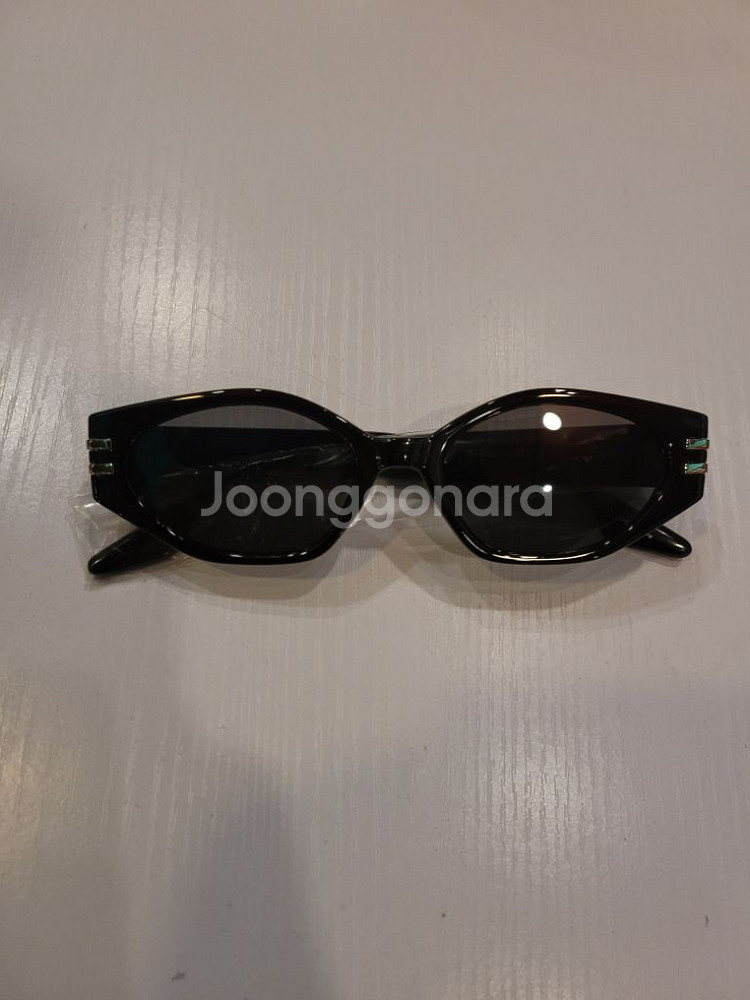 선글라스 제니 젠틀몬스터 고스트 린 로코코 키코 탐부--8