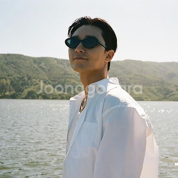 라운드 선글라스 제니로제 생로랑 블랑 젠틀몬스터 르01--1