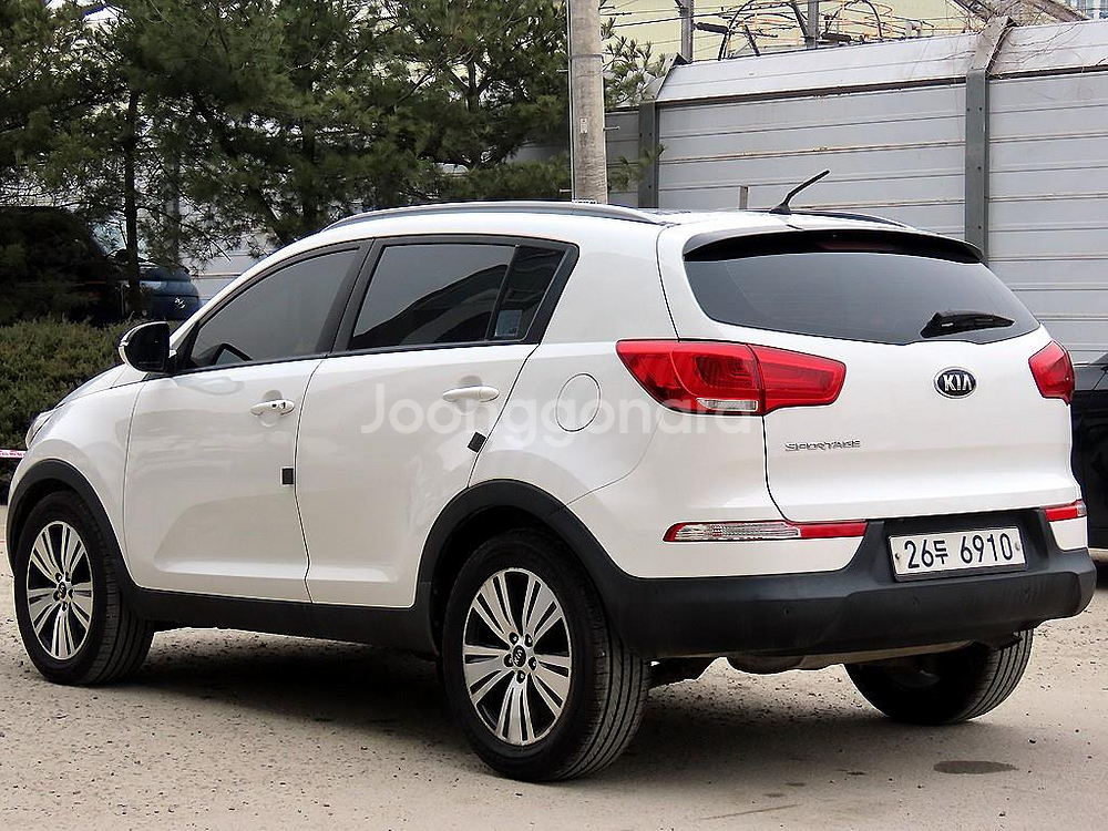 @14년식 더 뉴스포티지R 디젤 R2.0 2WD 트렌--2