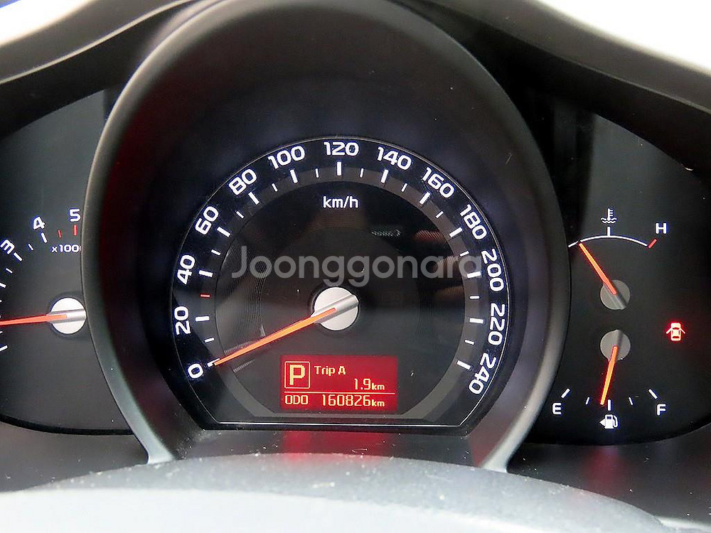 @14년식 더 뉴스포티지R 디젤 R2.0 2WD 트렌--4