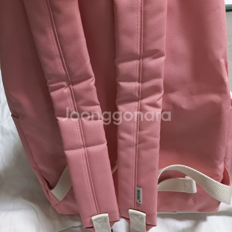 무료배송반값새상품 NEIKIDNIS 네이키드니스백팩--7