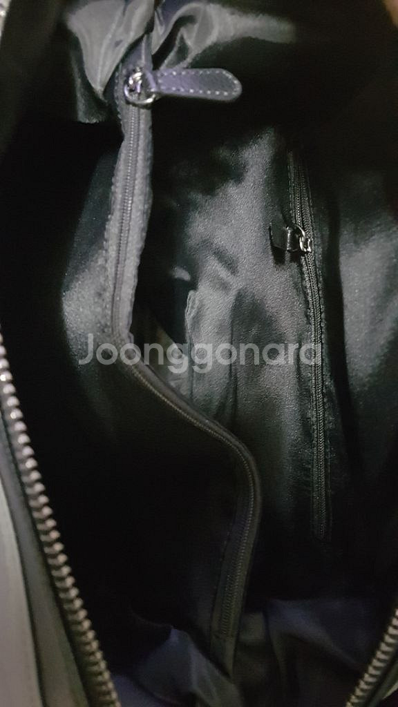 26만원새상품무료배송 나일론 브리엘 백팩 프라다원단--4
