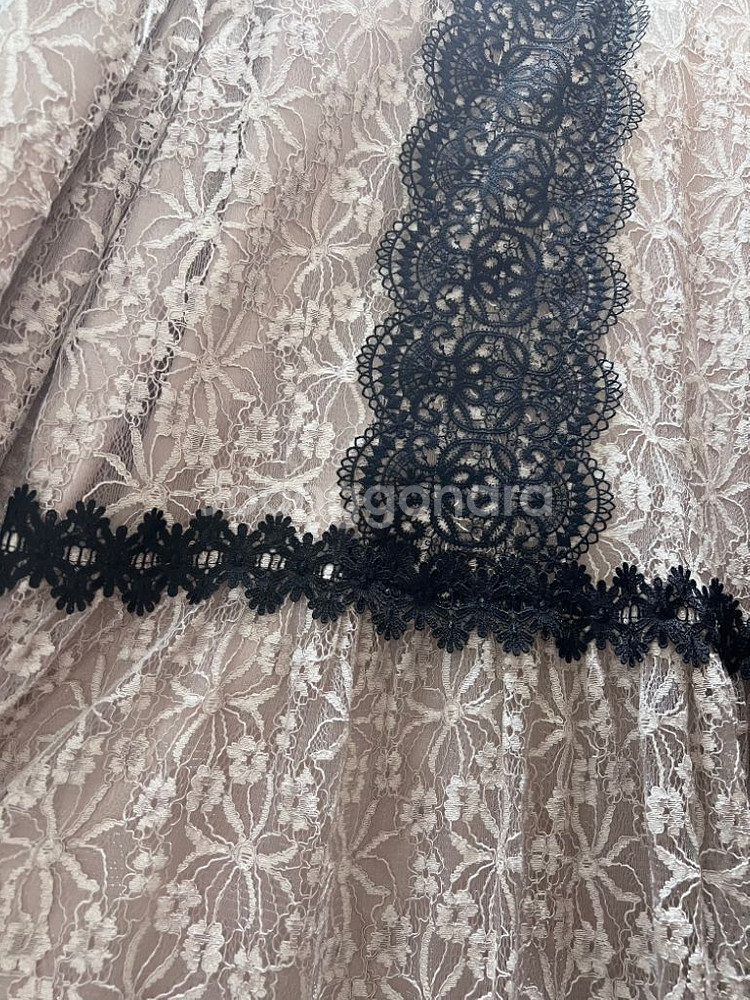 바이씨니 탑레이스 원피스 (베이지 키작녀)--4