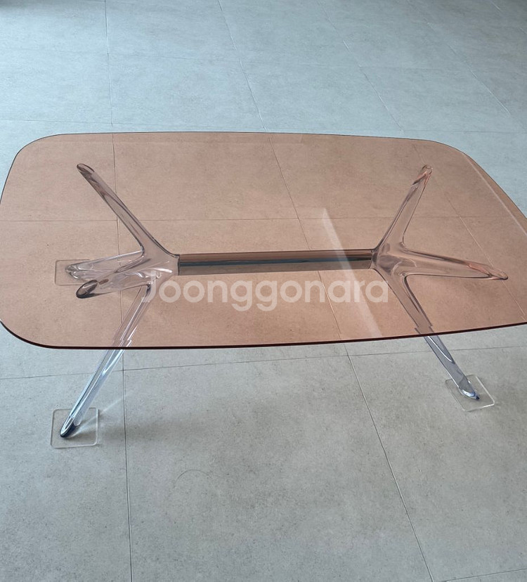 카르텔 블라스트 커피 테이블--3