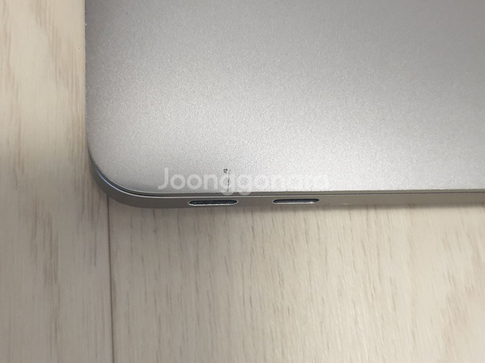 맥북에어 13인치 2019년,8GB, 256GB--3