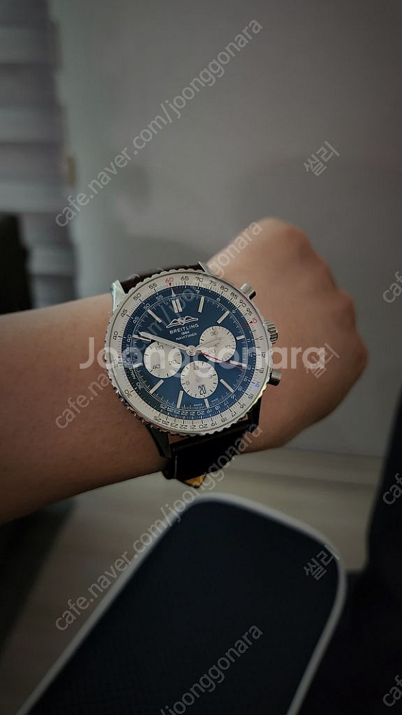 신형 브라이틀링 B01 내비타이머 크로노그래프 46mm--2