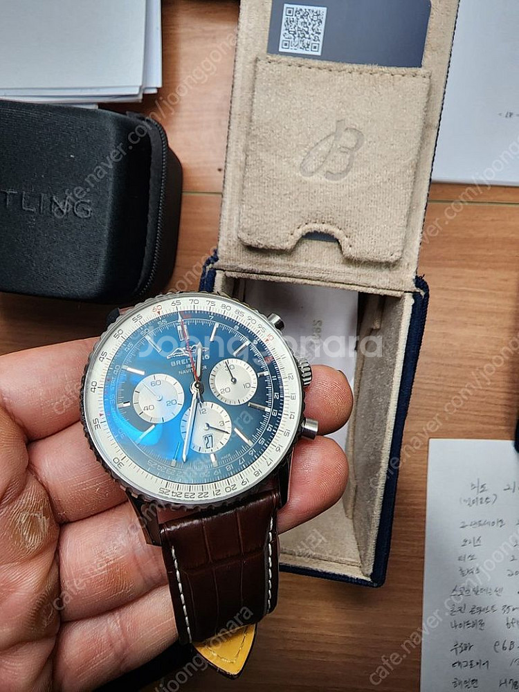 신형 브라이틀링 B01 내비타이머 크로노그래프 46mm--3