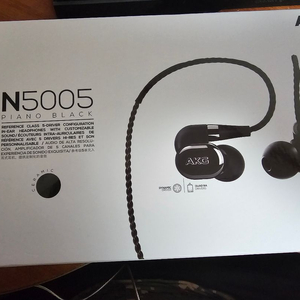 akg n5005 판매합니다.