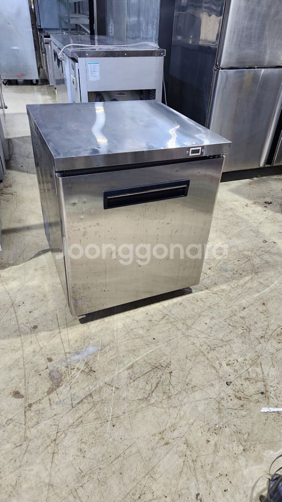 카페 테이블냉장고 700x730 높이830 간냉식--1