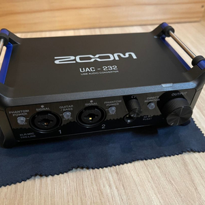 ZOOM UAC-232 오디오 인터페이스 팝니다