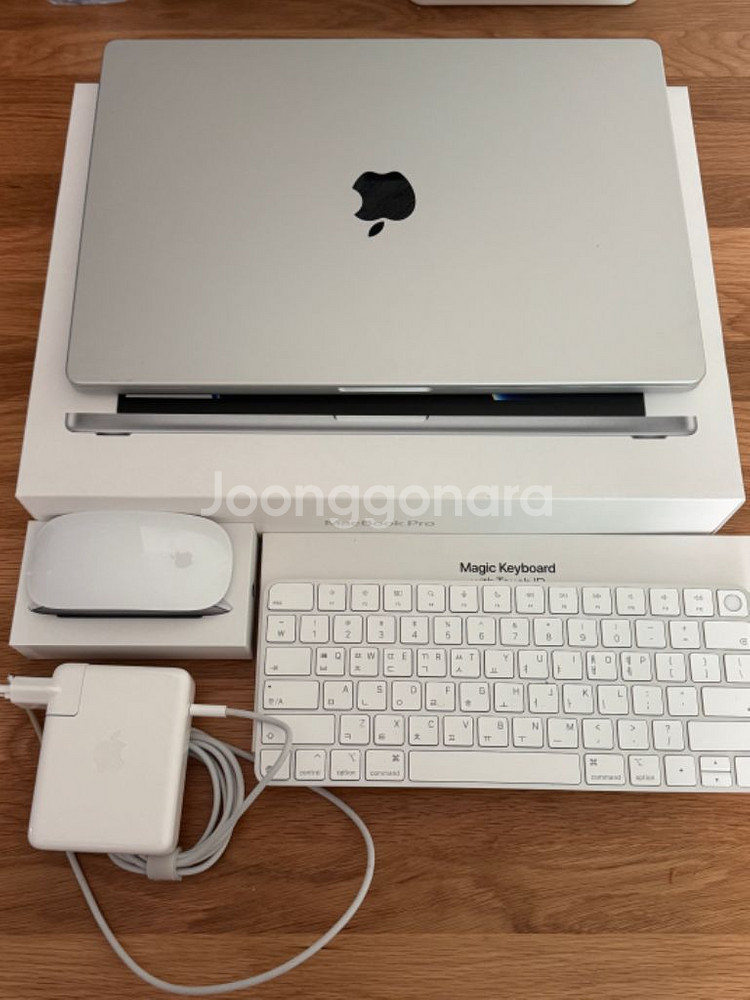 맥북 프로 16인치/M1Max/10/32/32GB/1T--0