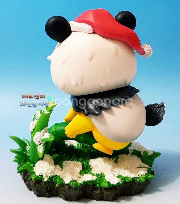 [개봉레진] BKW 크리스마스팬더츄 (11cm)--1