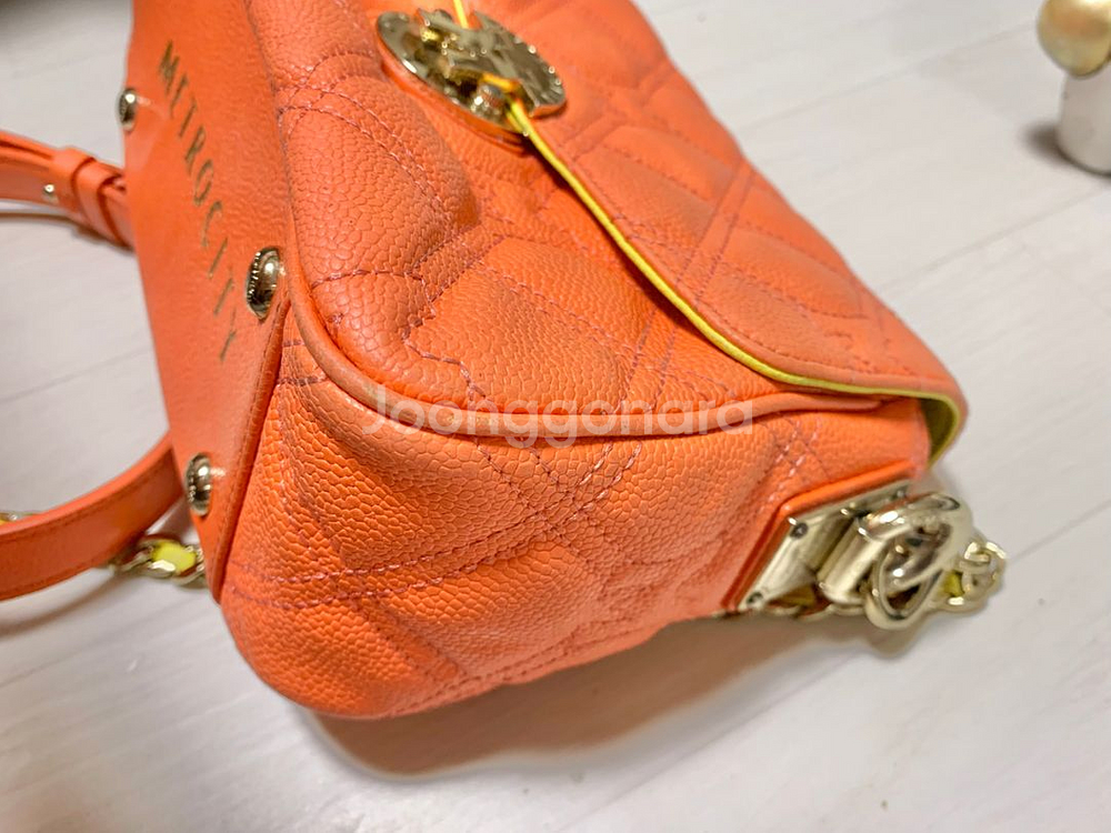 메트로시티ㅡ 오렌지색 크로스백/체인끈/천연가죽/미니백--6