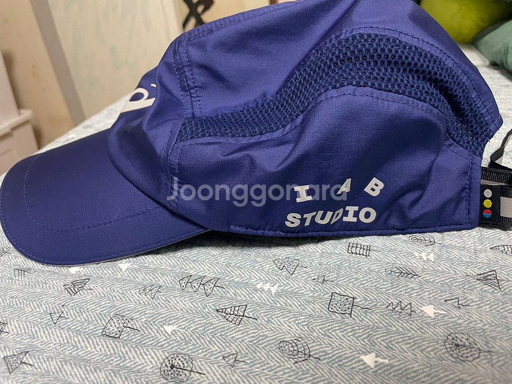 아이앱 스튜디오 아식스 콜라보 볼캡 네이비 팔아요~--2