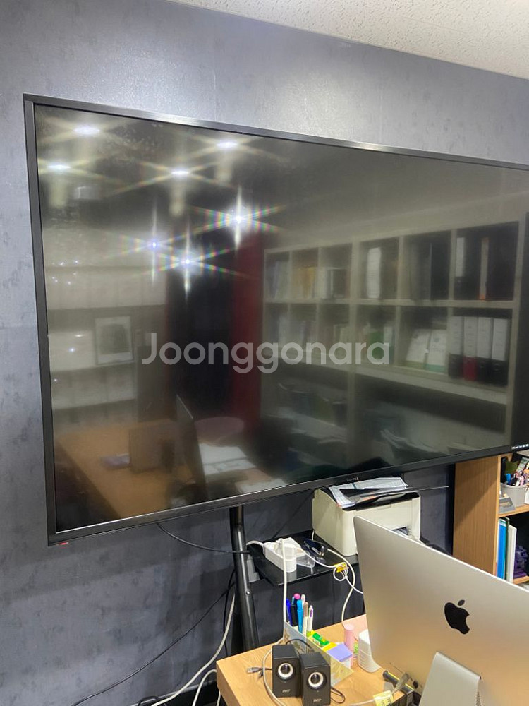 86인치 4k tv + 이동형 프레임 받침--2