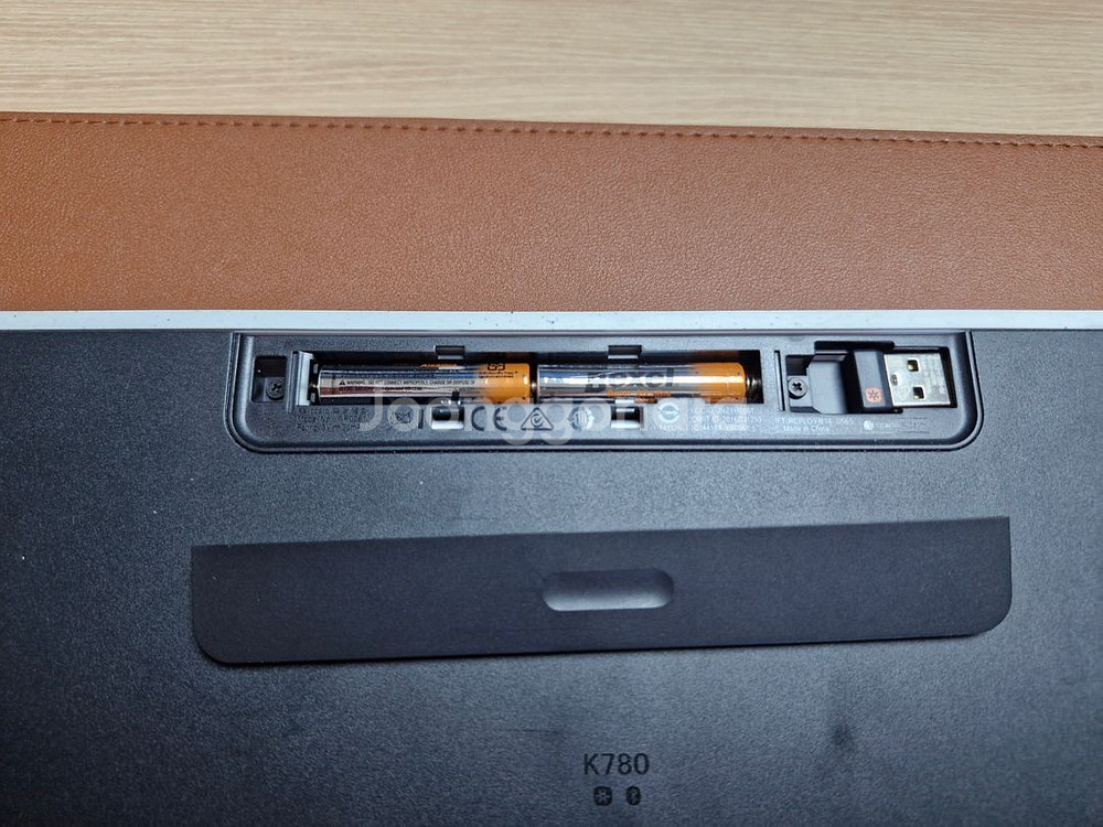 K780 로지텍 무선 키보드--2