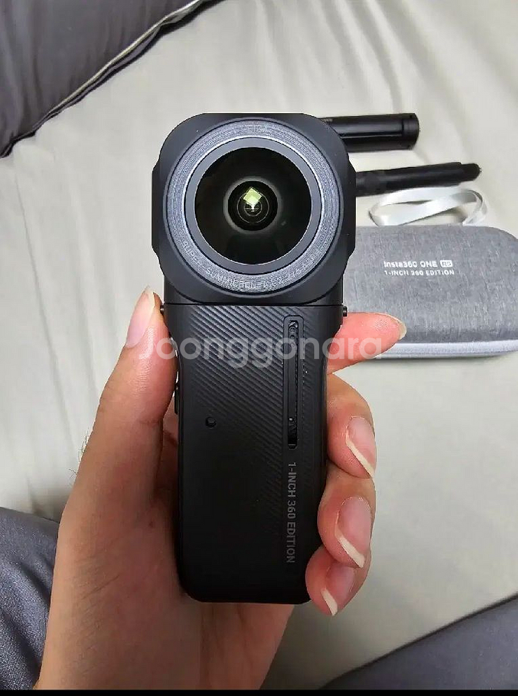 인스타360 1인치 vr카메라 팝니다--2