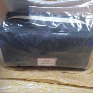 스타벅스 서머 프리퀀시 헌터 투웨이 파우치 블랙