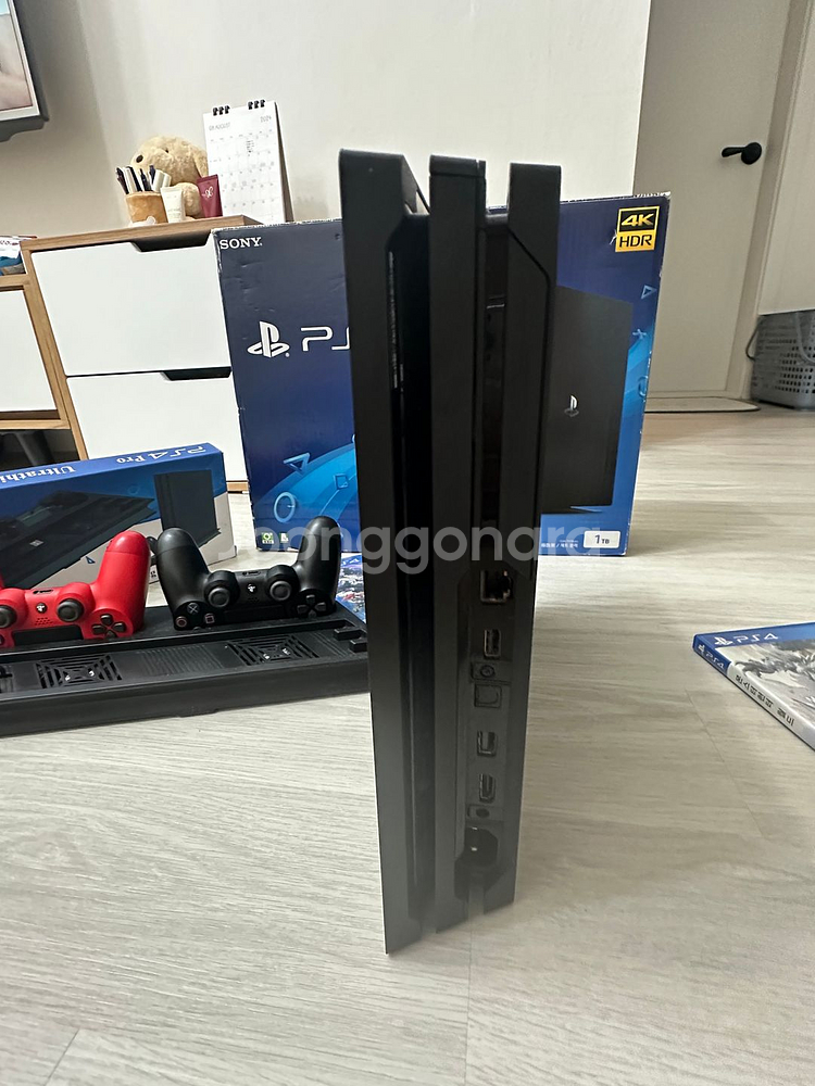 플스4 프로 판매합니다~~--2