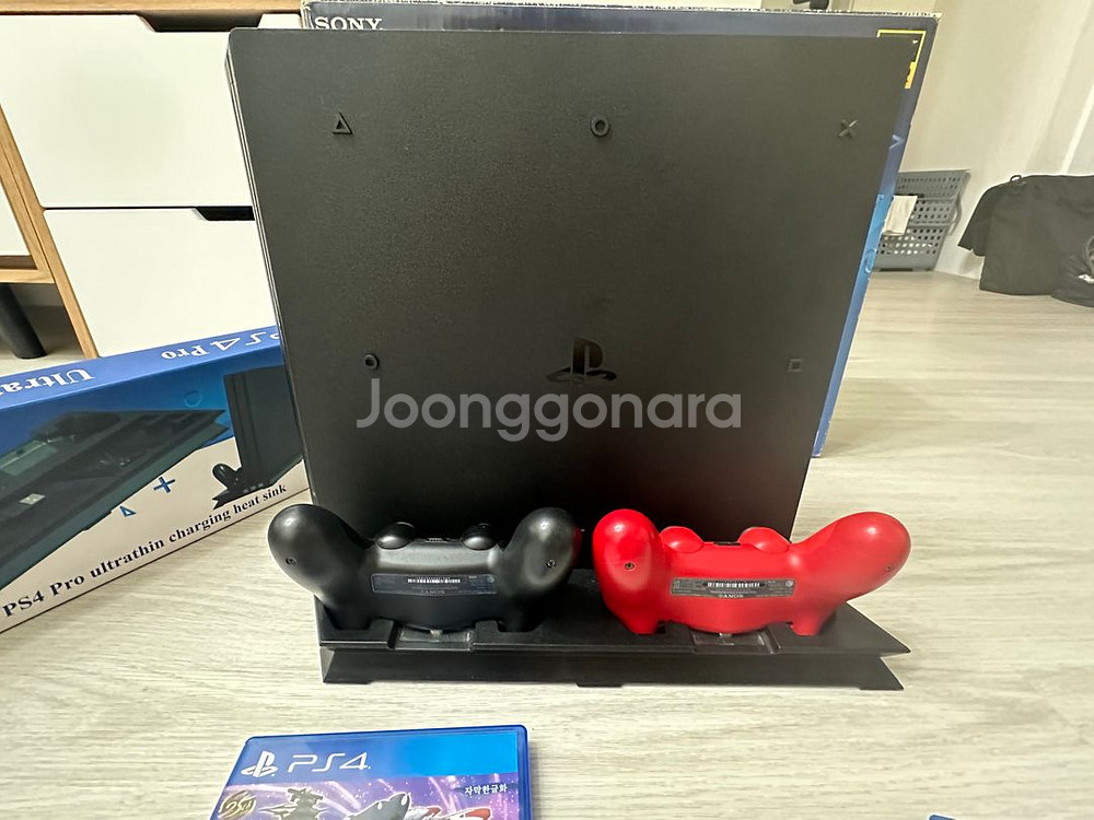 플스4 프로 판매합니다~~--4