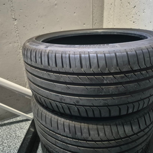 a3출고용 타이어 225/40R1 18 개당6만원