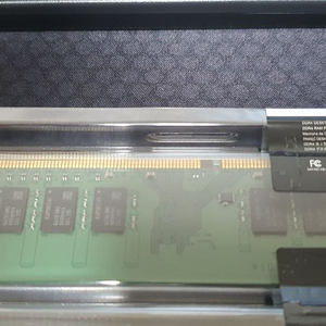 DDR4-8G 2133 2개