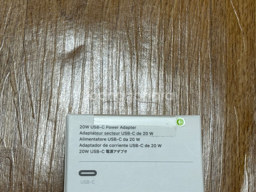 아이폰se2 S급 팝니다--5