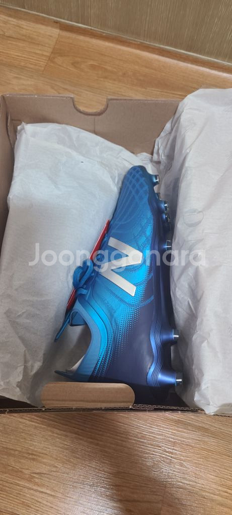 뉴발란스 축구화--2