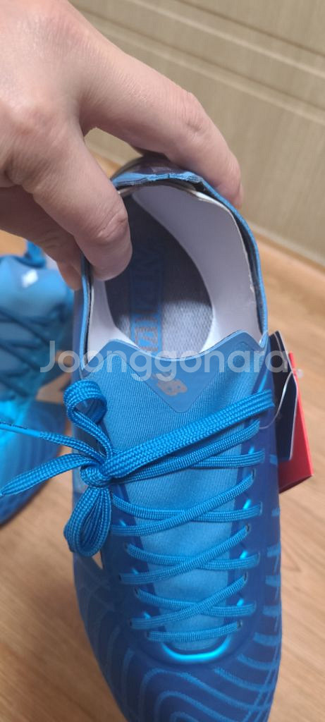 뉴발란스 축구화--3