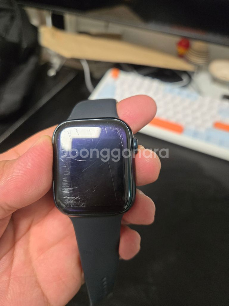 애플워치8 GPS모델 팔아요--4