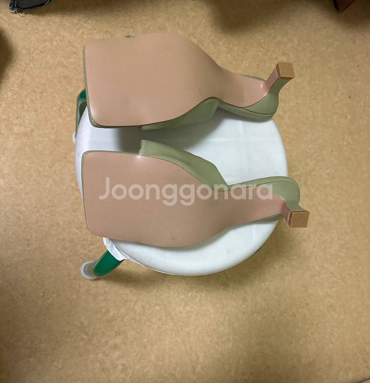 먼저 가져가시는 분이 주인입니다--1