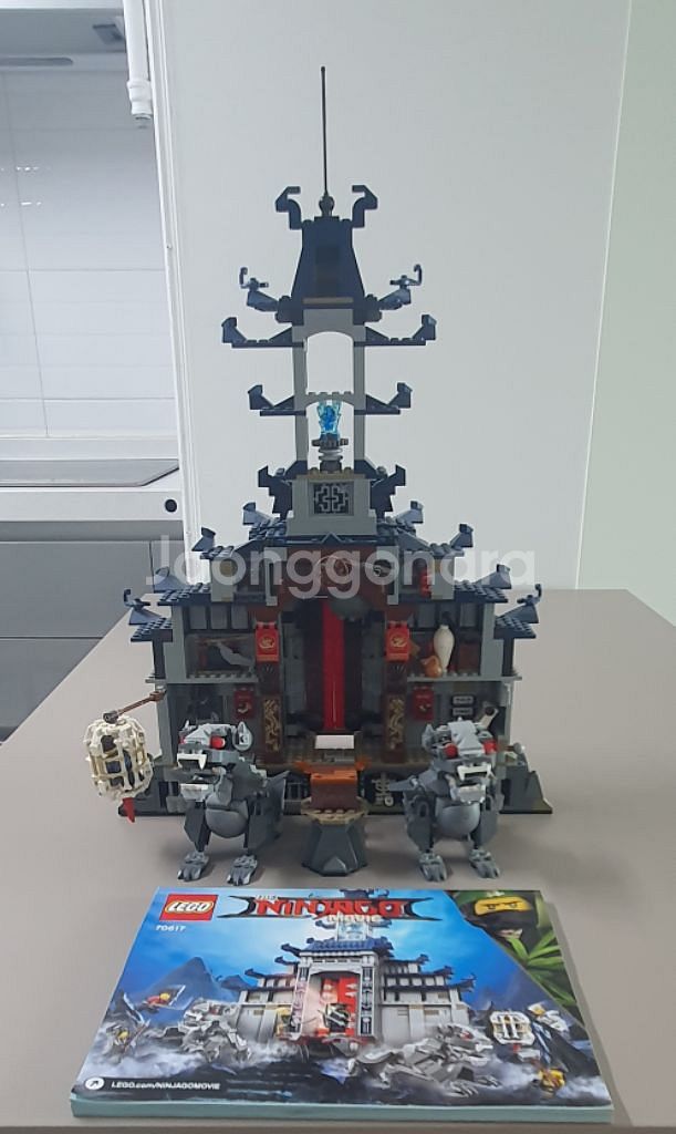 레고 Ninjago movie 70617 판매합니다.--1