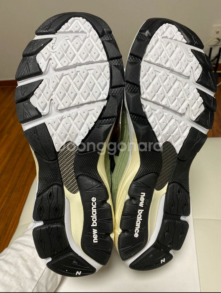 뉴발란스 990v3 자운드 285--4