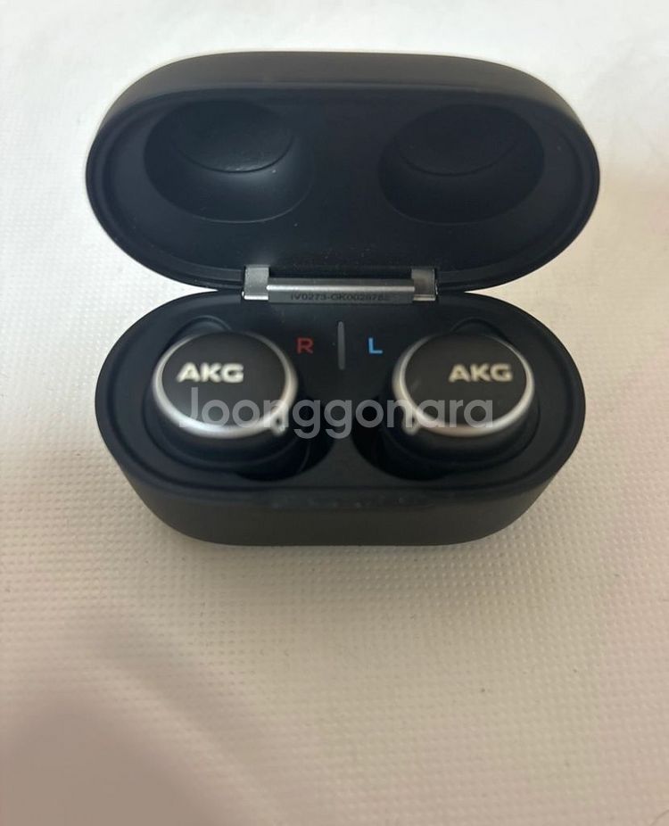 akg무선이어폰--1