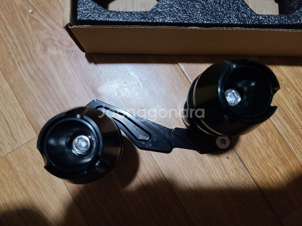 sym 제트14 리어 슬라이더 머플러 슬라이더--1