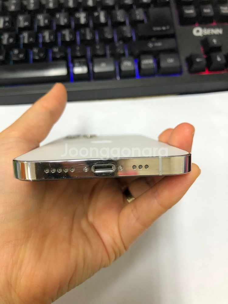 아이폰12프로 화이트 A급 256G 무잔상 배터리100--6