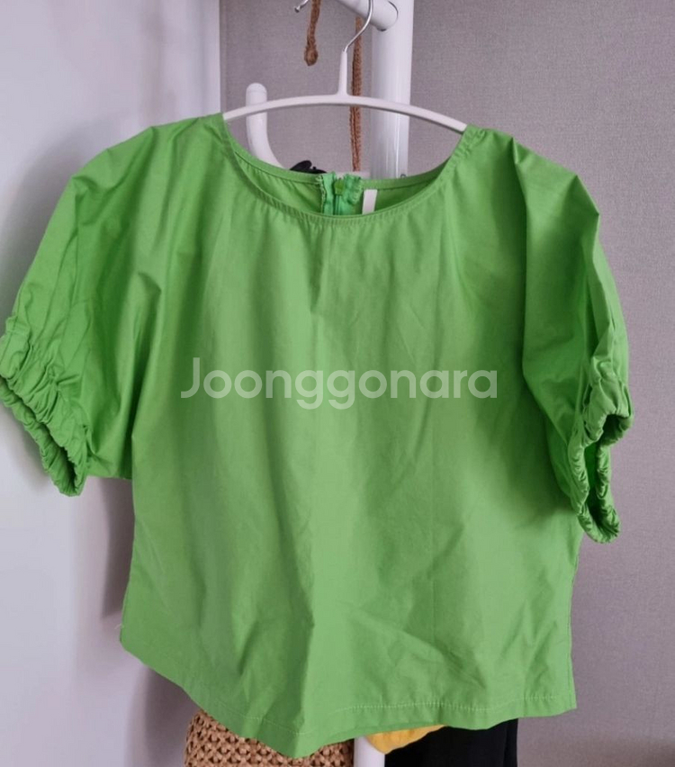 (새상품)여성 소매 밴딩 블라우스--0