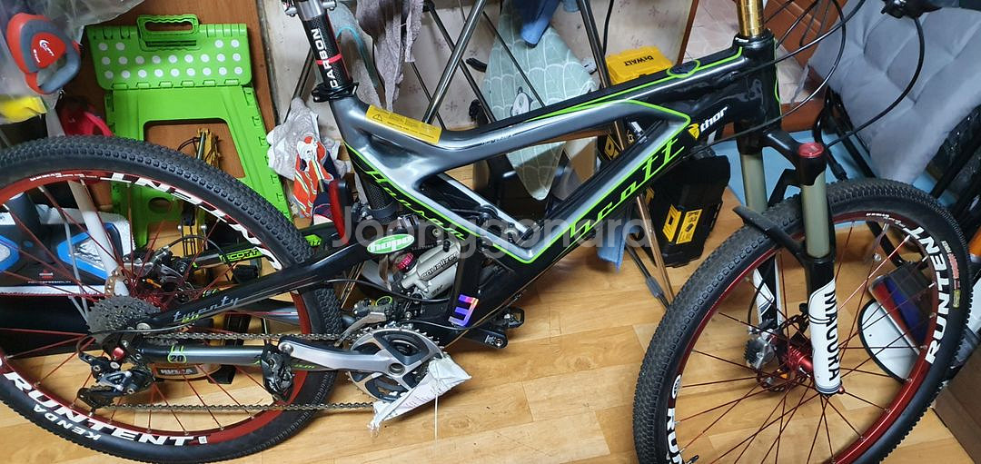 스캇풀샥카본MTB--9