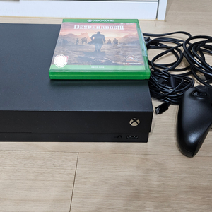 XBOX ONE X(엑스박스원 X) 1TB팝니다