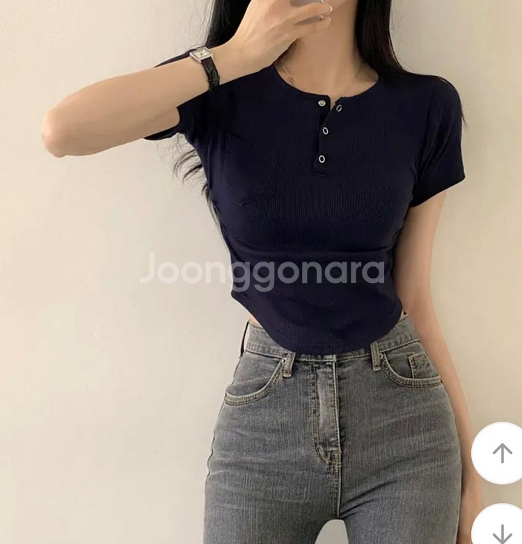 에이블리 또또 셔링 포켓 크롭 반팔티 굴림티 네이비--1