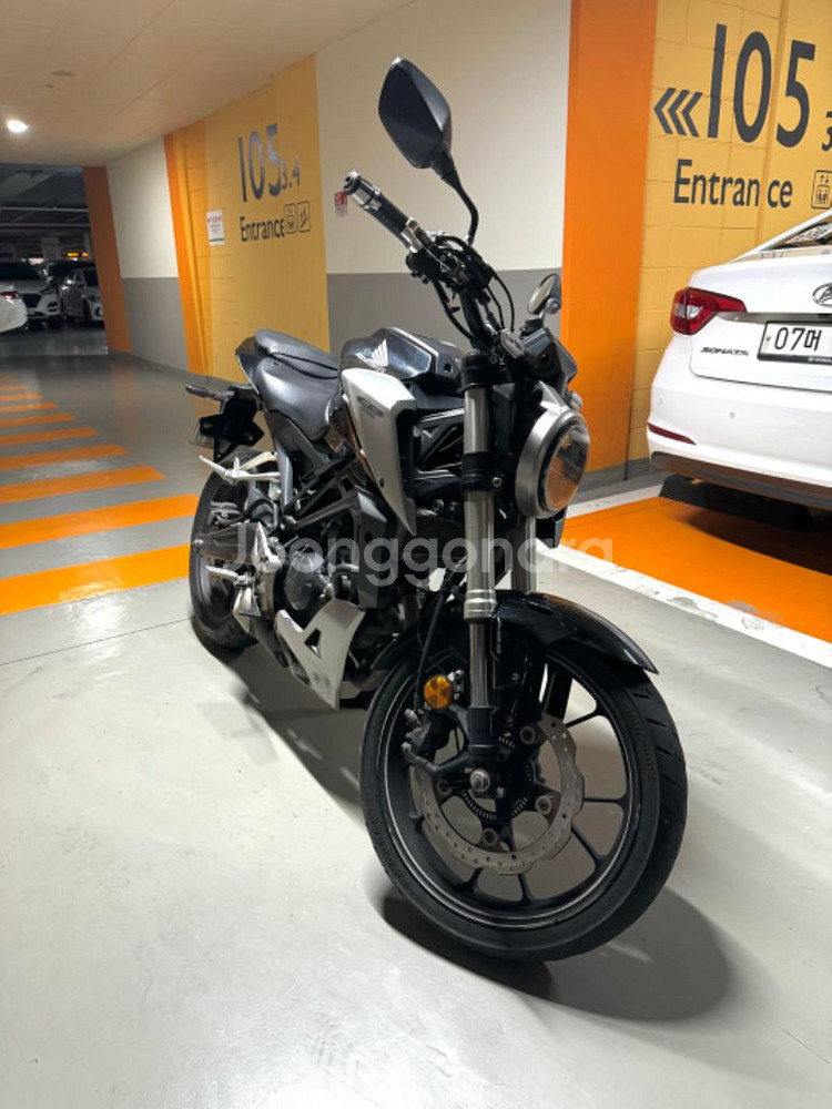 혼다 cb125r 2018년식--2